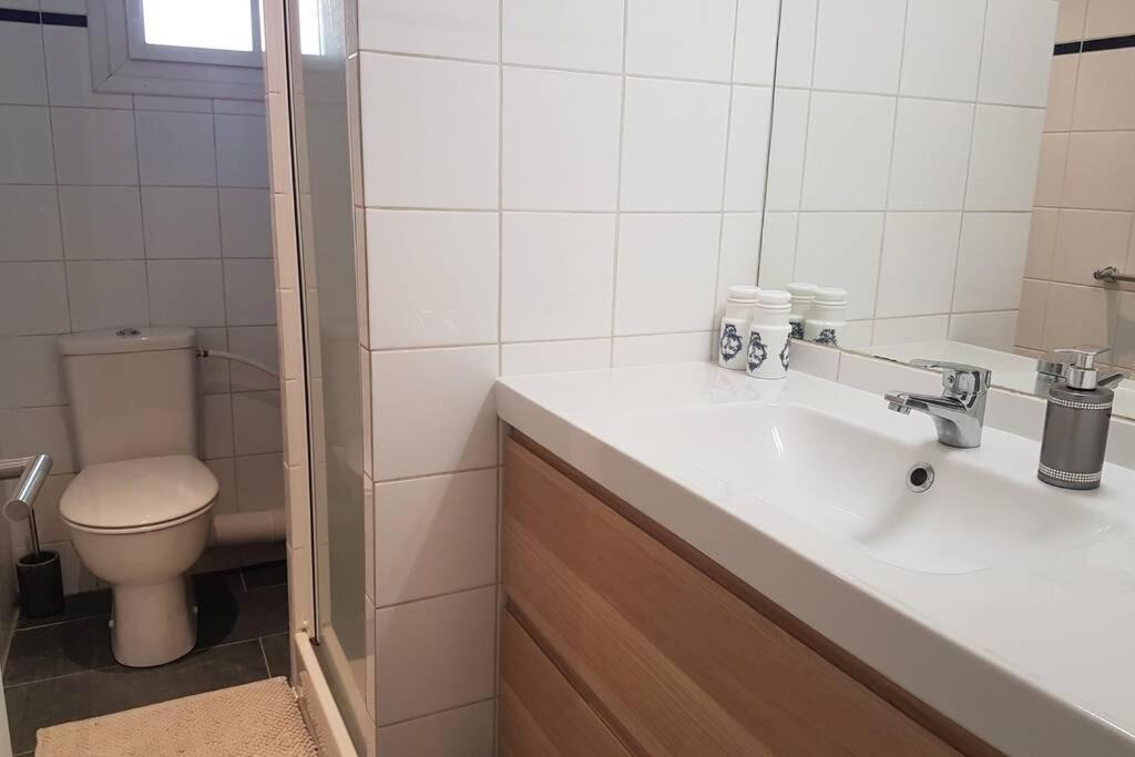 Appartement Centre Charmant 3 Pièces avec PARKING à Vannes Extérieur photo